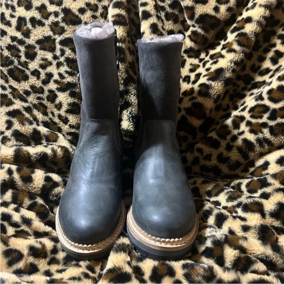 Overland Black Leather Boots with Buckle NWOT - Picture 3 of 9